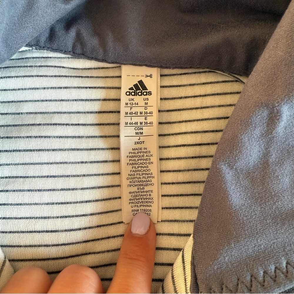 Adidas Women's Climalite 1/2 Zip Fleece Striped Pullover - Onyx Silver / M - Picture 5 of 11